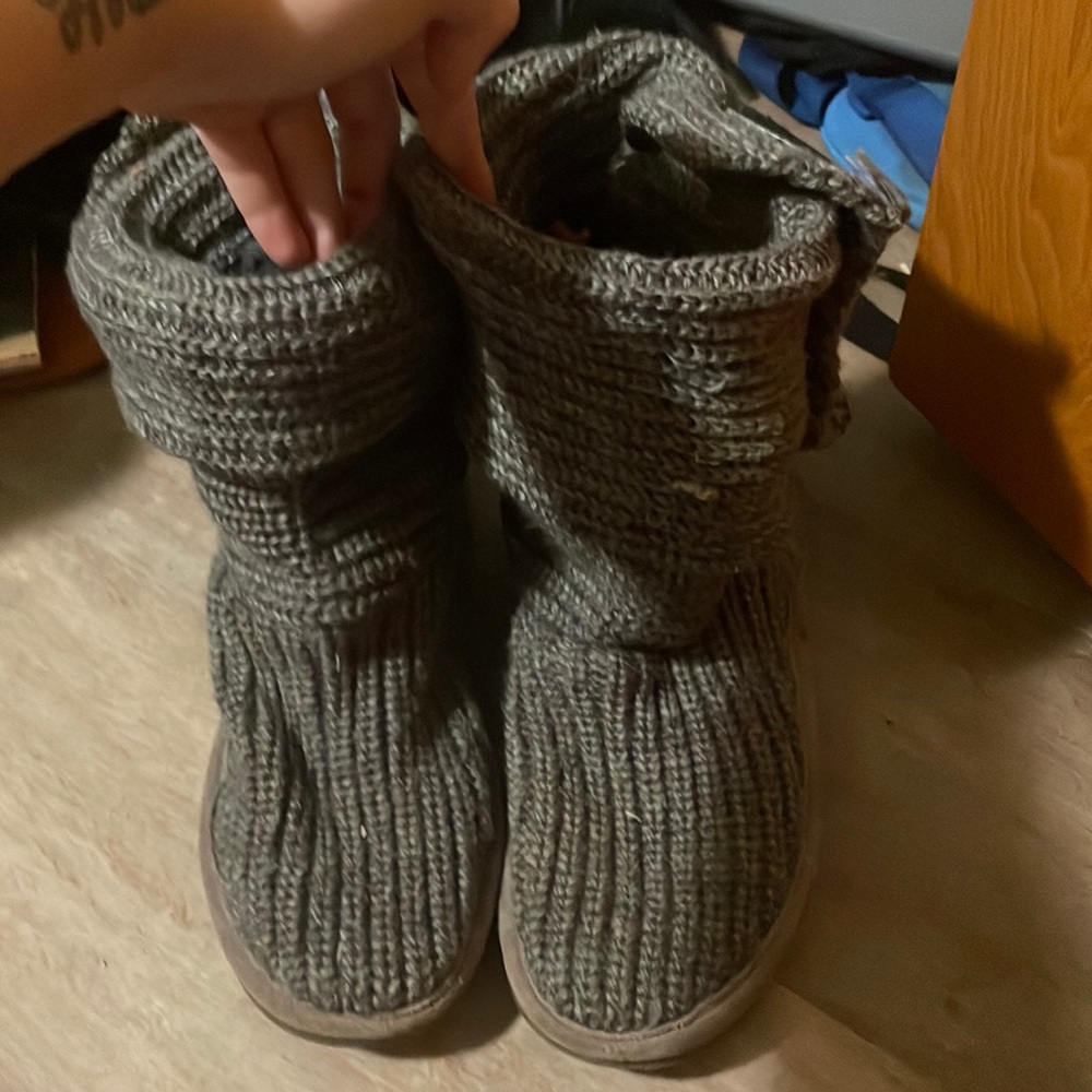 Bear paw boots